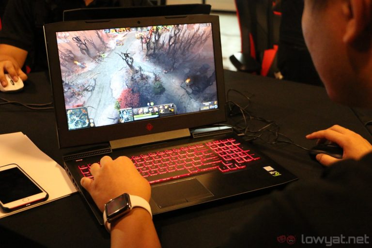 HP Omen 15 & Omen 17 Hands On: Sleek (But Pricey) Gaming Laptops ...