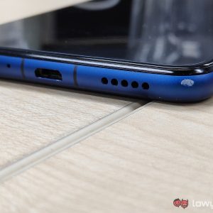 Honor 8X speaker grille