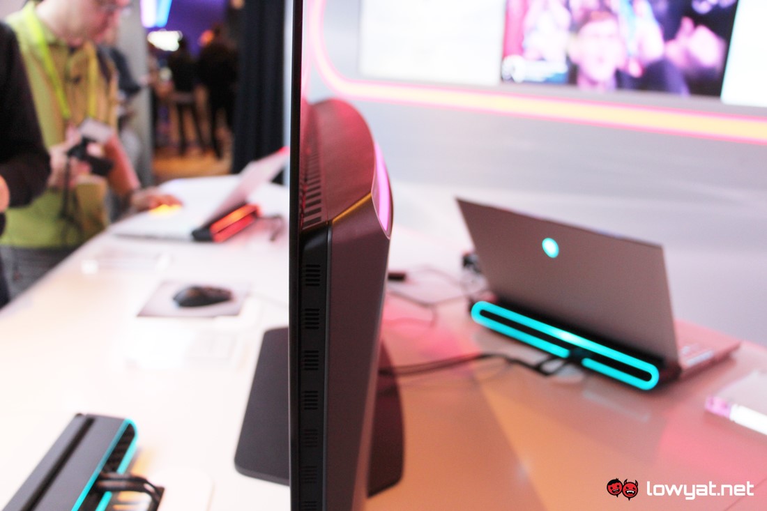 Alienware 55 Inch 4K 120Hz OLED Display Is An Absolute Beauty - 95