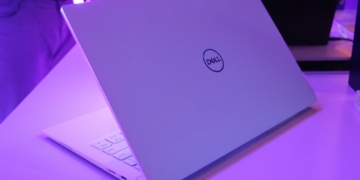 2019 dell xps 13 01