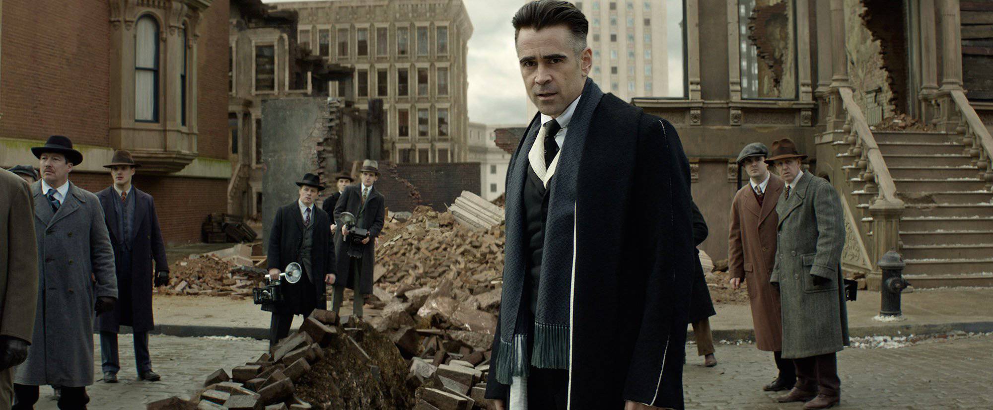 The Batman  Colin Farrell   Andy Serkis in Talks to Play Penguin   Alfred - 11