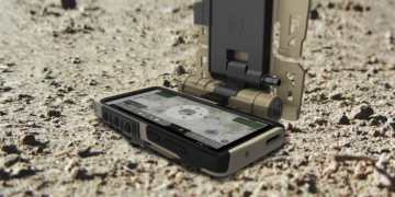 Samsung Galaxy S20 Tactical Edition 1