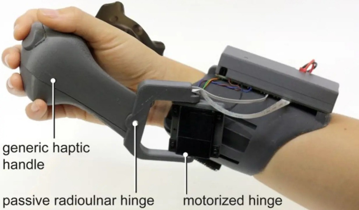 Microsoft Introduces Haptic PIVOT Controller For VR  Simulates Realistic Physical Contact - 45