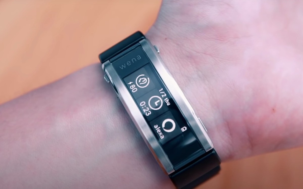 Sony Wena 3 Smartband Unveiled; Converts Your Analog Timepiece Into A Smartwatch - Lowyat.NET