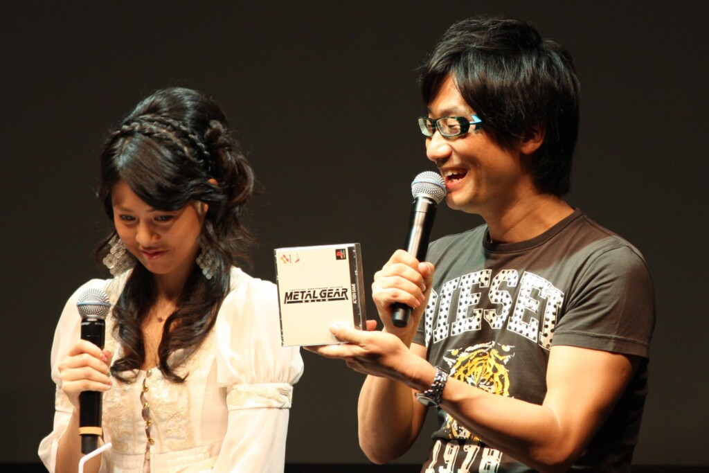 Hideo Kojima Signs Letter of Intent With Xbox