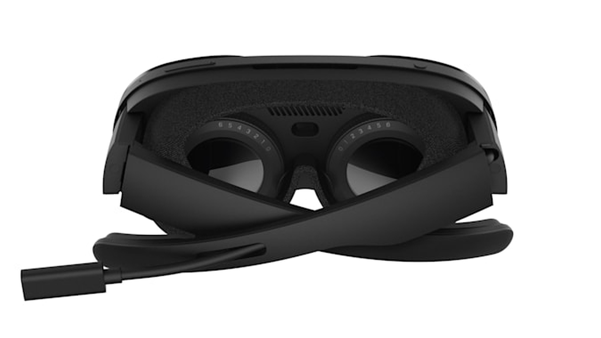 HTC Vive Flow VR headset