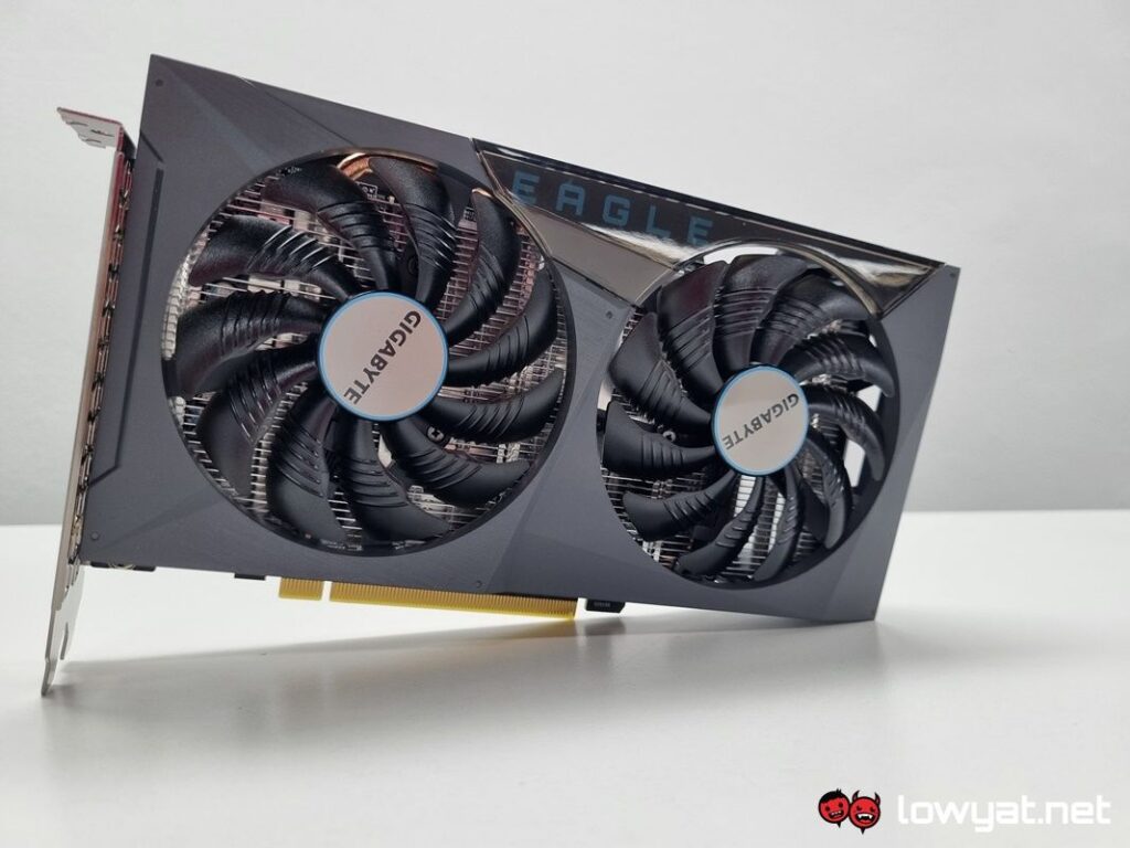 NVIDIA GeForce RTX 3050 Gigabyte Eagle Standing Angle