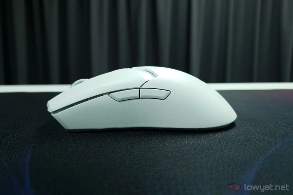 Razer Viper V2 Pro Lightning Review: Raw DPS Over Quality-Of-Life Buffs ...