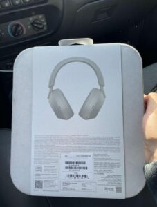 Sony WH 1000XM5 Leaked Packaging 2