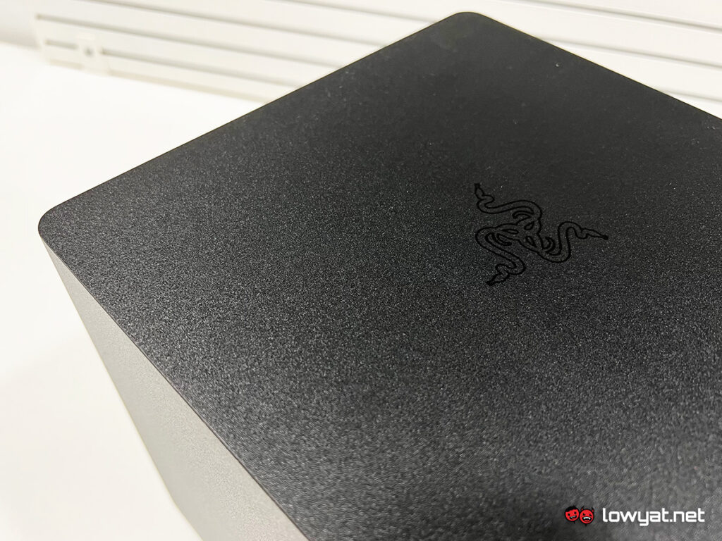 Razer Leviathan V2 lightning review 9