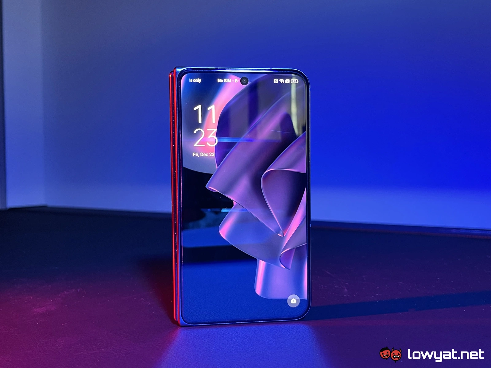 OPPO Find N2 Hands On  The Brand s Most Refined Foldable - 33