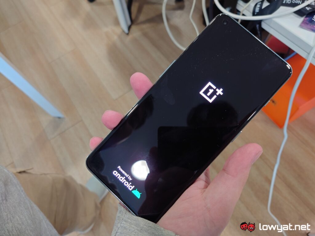 OnePlus 11 10