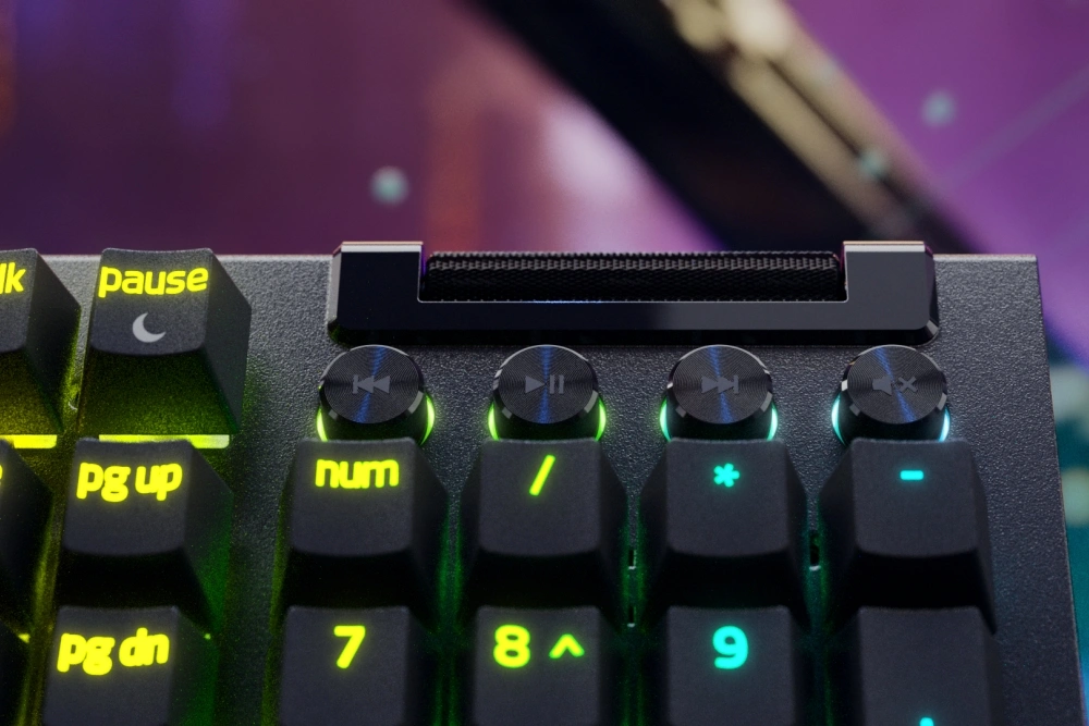 Razer BlackWidow V4 Pro Is Buttons Overload For RM1149 - 7