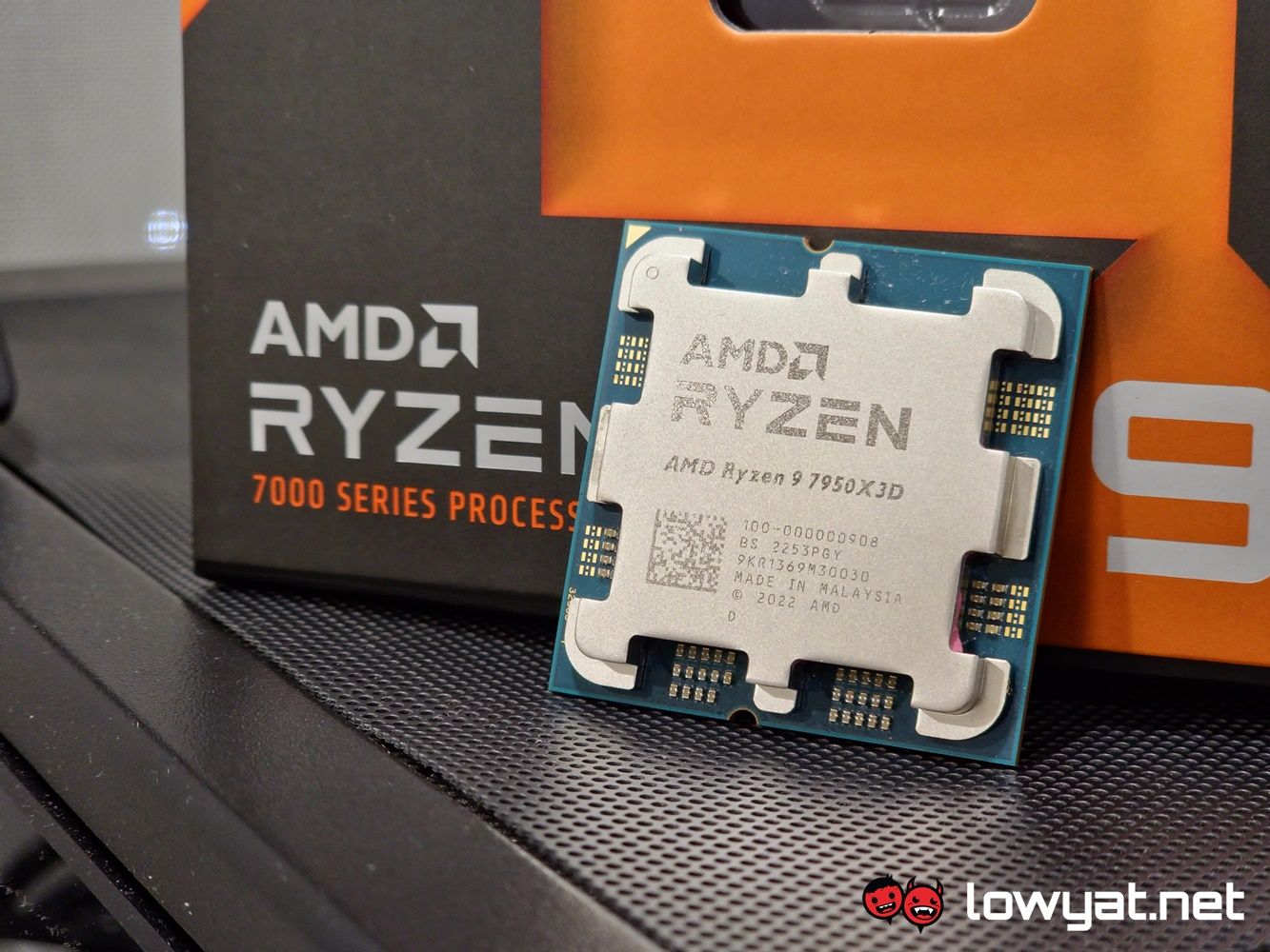 ASUS AMD Ryzen 9 7950X3D 4.2 GHz 16-Core Processor & ASUS ROG
