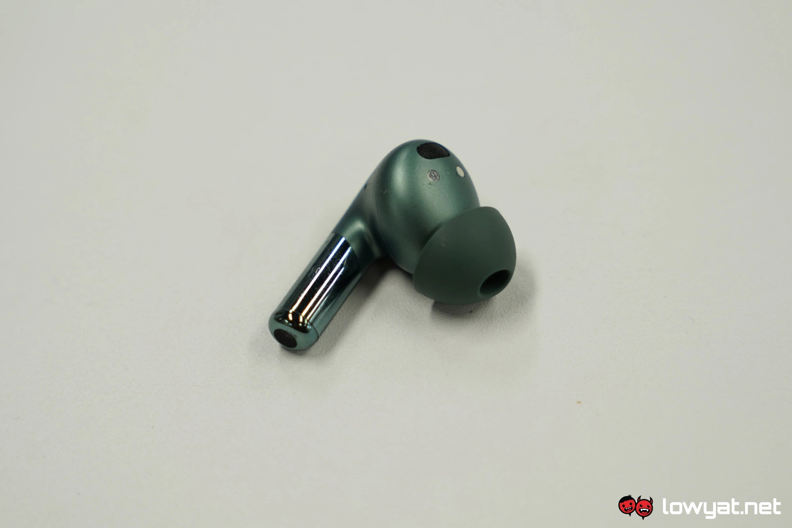 OnePlus Buds Pro 2 Lightning Review  Not Quite The AirPods Pro Killer - 74