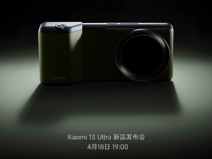 Xiaomi's 12S Ultra Concept Phone Supports Leica Camera Lens Attachments