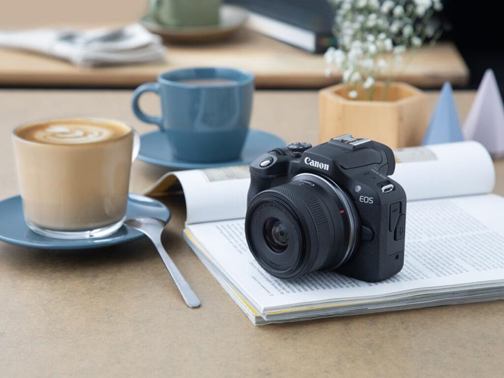 Canon EOS R100 entry-level mirrorless camera Malaysia