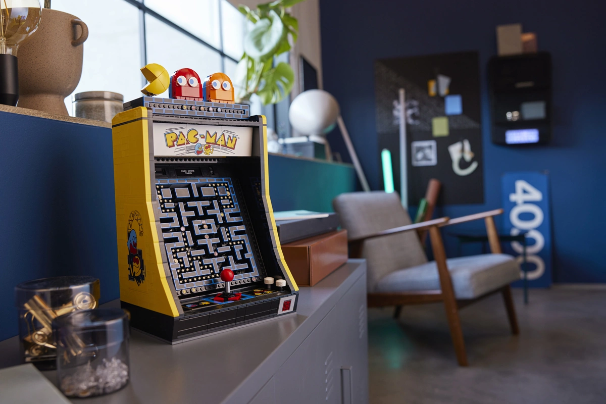 LEGO Unveils Pac Man Arcade Set - 72