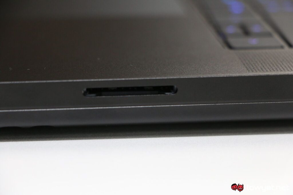 Razer Blade 16 4