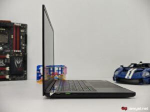 Razer Blade 14 2023 9