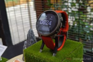 Suunto Vertical titanium red