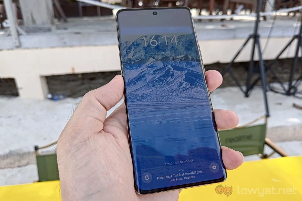 Realme 11 Pro Plus Hands On: Fancy Back 