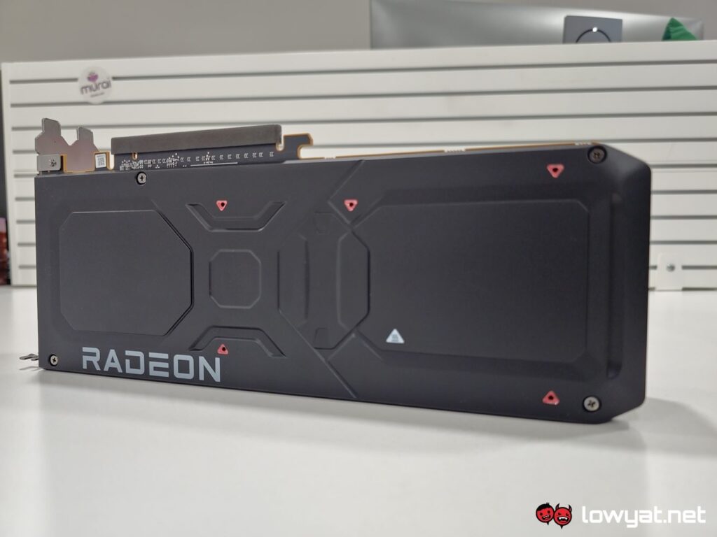 AMD Radeon RX 7800 XT 6