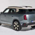 MINI Countryman SE ALL4 side