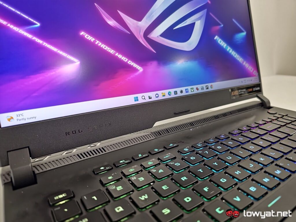 ASUS ROG Strix Scar 17 X3D 10