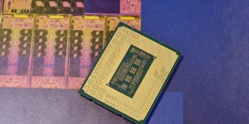 Intel Core i9 14900K product shot 1 3