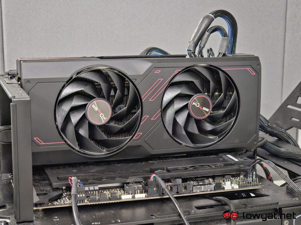 Sapphire Pulse Radeon RX 7700 XT 7