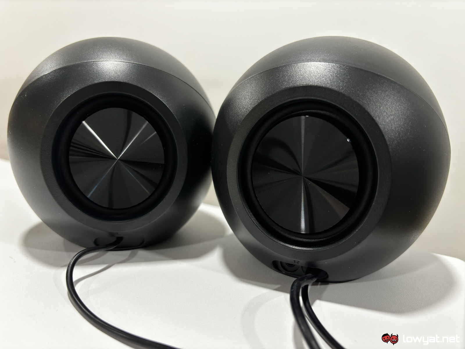 Creative Pebble 2.0 USB-Powered Desktop Speakers: Quick Review, by Kazi