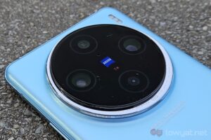 vivo X100 Pro camera island 2