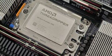 AMD-Ryzen-Threadripper-7970X-1