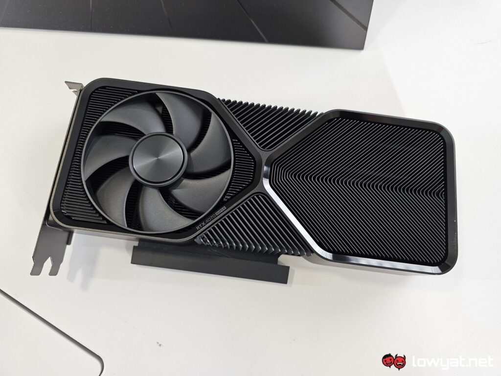 NVIDIA GeForce RTX 4070 Super FE Product Shot 3