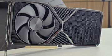 NVIDIA GeForce RTX 4070 Super FE Product Shot 5