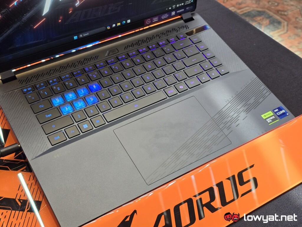 Gigabyte AORUS 16X 2