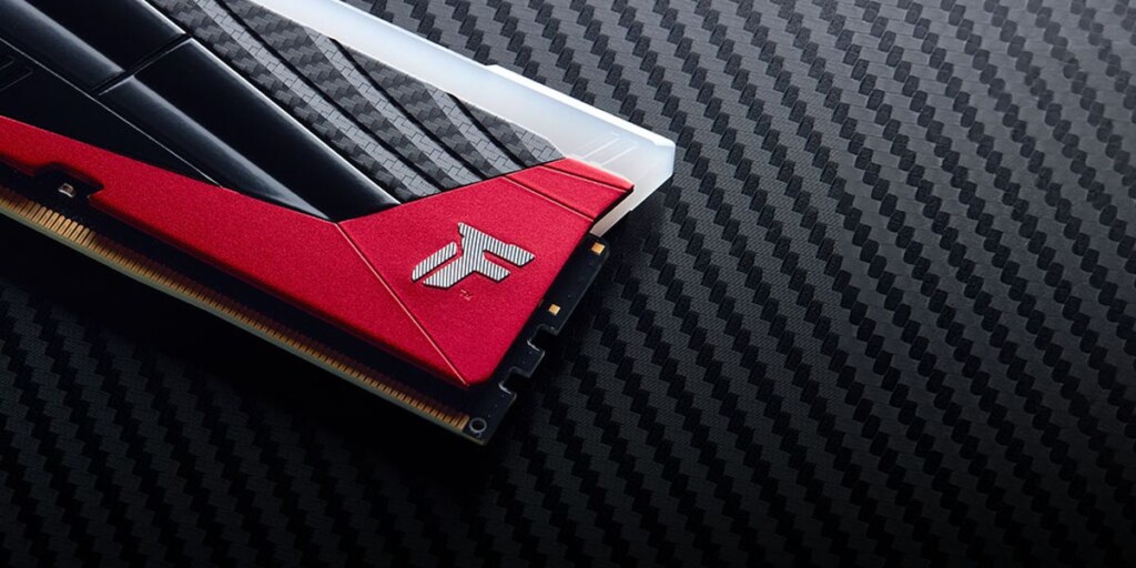 Kingston-Fury-Renegade-DDR5-Limited-Edition-Racing-Car-4