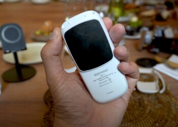 Sony-Reon-Pocket-5-1