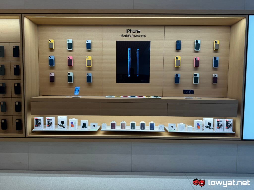 apple store trx interior