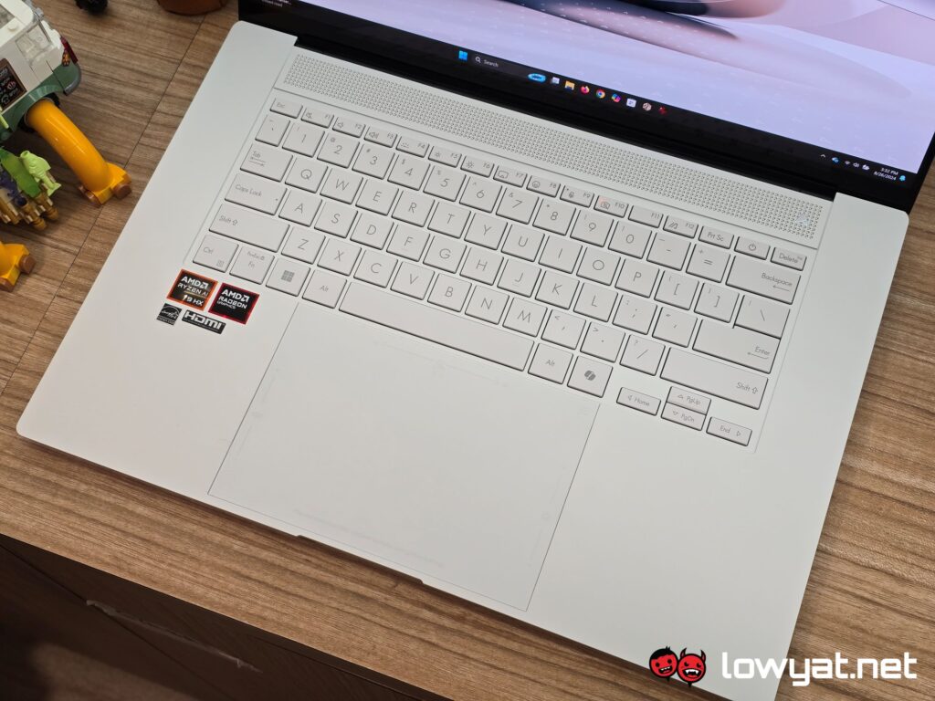 ASUS Zenbook S 16 3