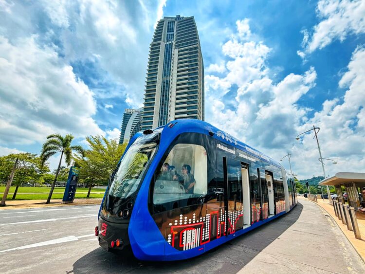 art tram putrajaya