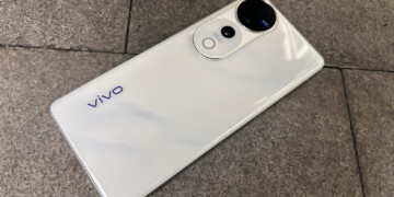 vivo V40 Pro