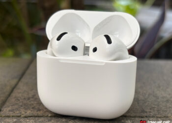 Apple AirPods 4