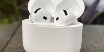 Apple AirPods 4