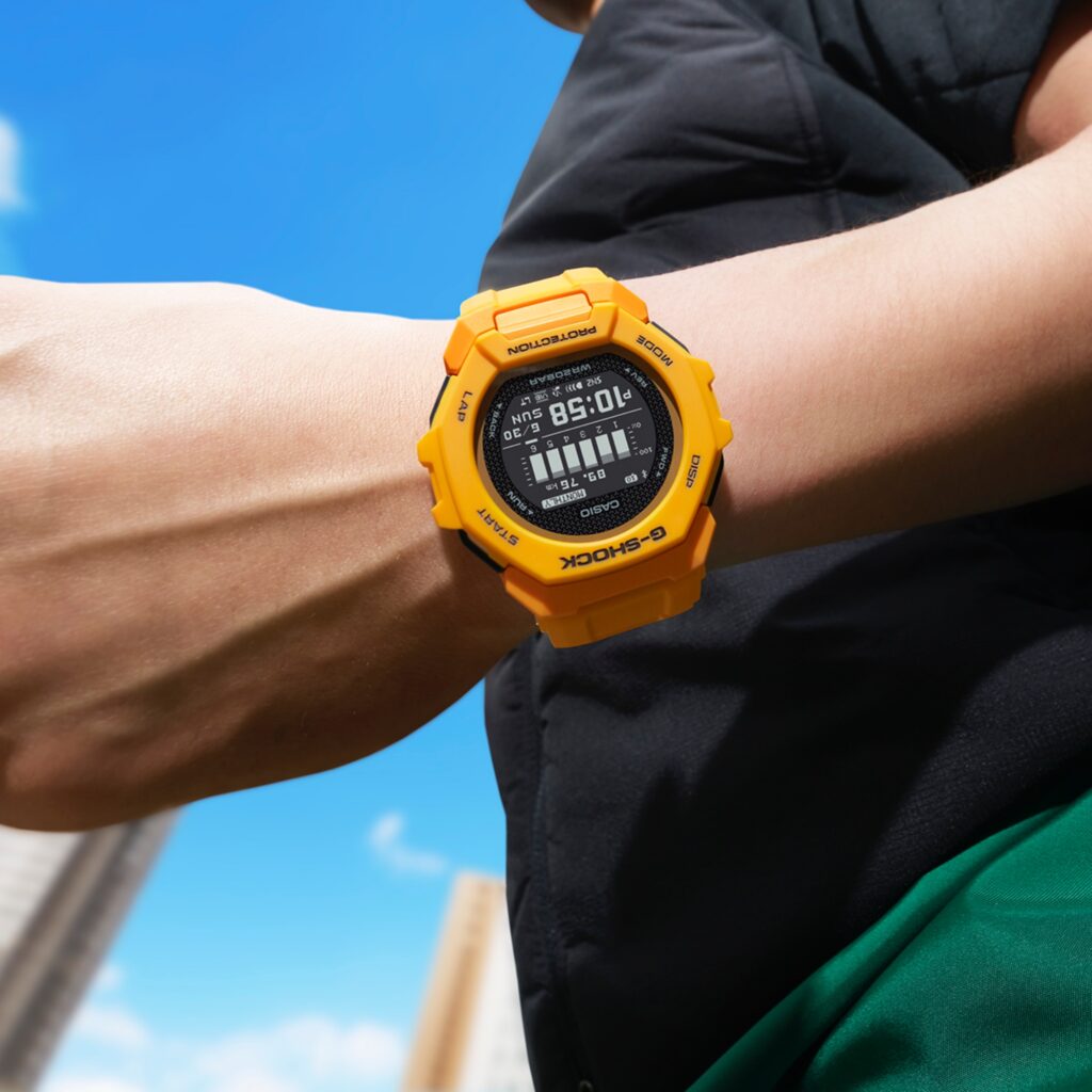 Casio g-shock g-squad gbd-300 malaysia