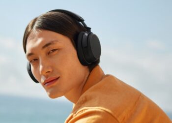 Sennheiser-Accentum-Wireless-SE