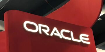 Oracle to invest in Malaysia