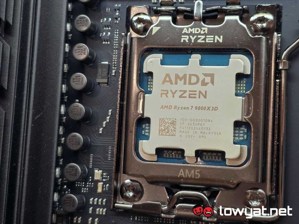 AMD Ryzen 7 9800X3D 8