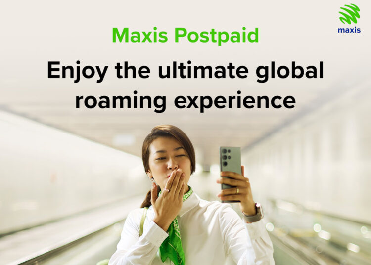 Maxis roaming